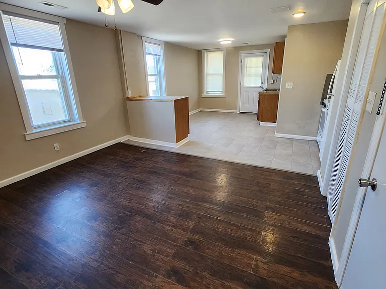 138 Henry St #3E — Photo 10