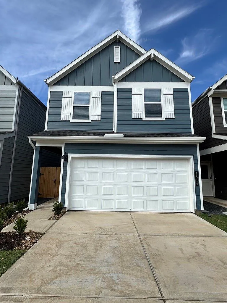 3 bed, 2.5 bath, 1913 sqft, $2,200 — Photo 1