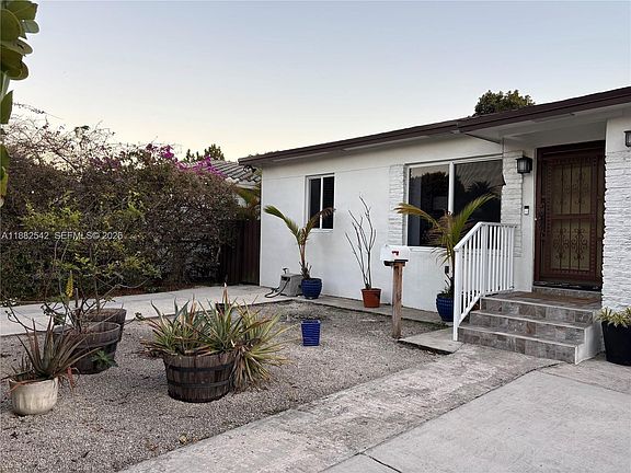 2nd image of 2270 SW 24th St