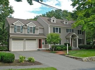 100 Westgate Rd, Wellesley, MA 02481