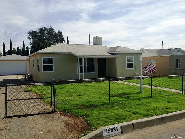 1st image of 15931 Rosemary Dr