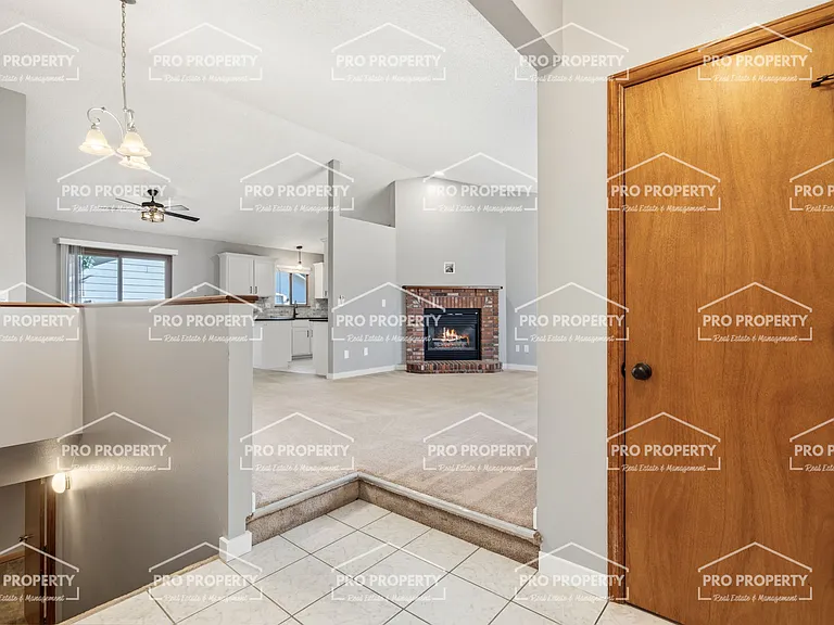 2526 10th St SW — Photo 3