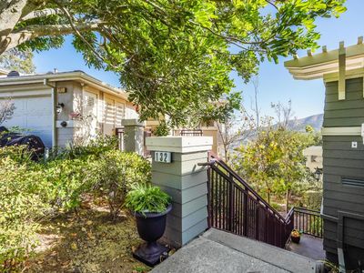 132 Red Hawk Ct, Brisbane, CA, 94005