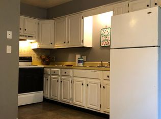 1621 E Resthaven Rd, Peoria, IL 61615