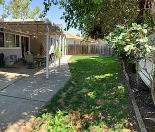4050 Forestview Ave — Photo 12