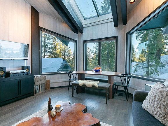 2nd image of 10594 Snow Shoe Cir