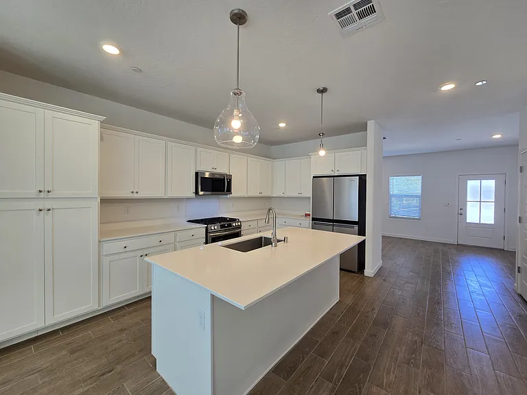 7037 E Cornell Ave — Photo 18
