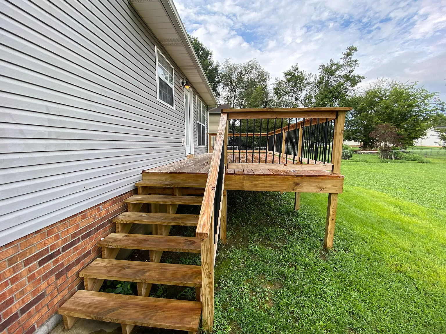 3 bed, 1225 sqft, $1,600 — Photo 4