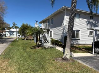 214 SE Village Dr, Port Saint Lucie, FL 34952
