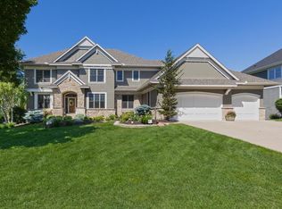10701 Sonoma Rdg, Eden Prairie, MN 55347