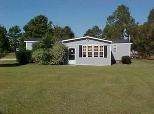 1772 Ralph Bell Rd, Summerton, SC 29148