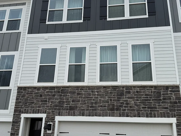 9726 Hopkins St — Photo 15
