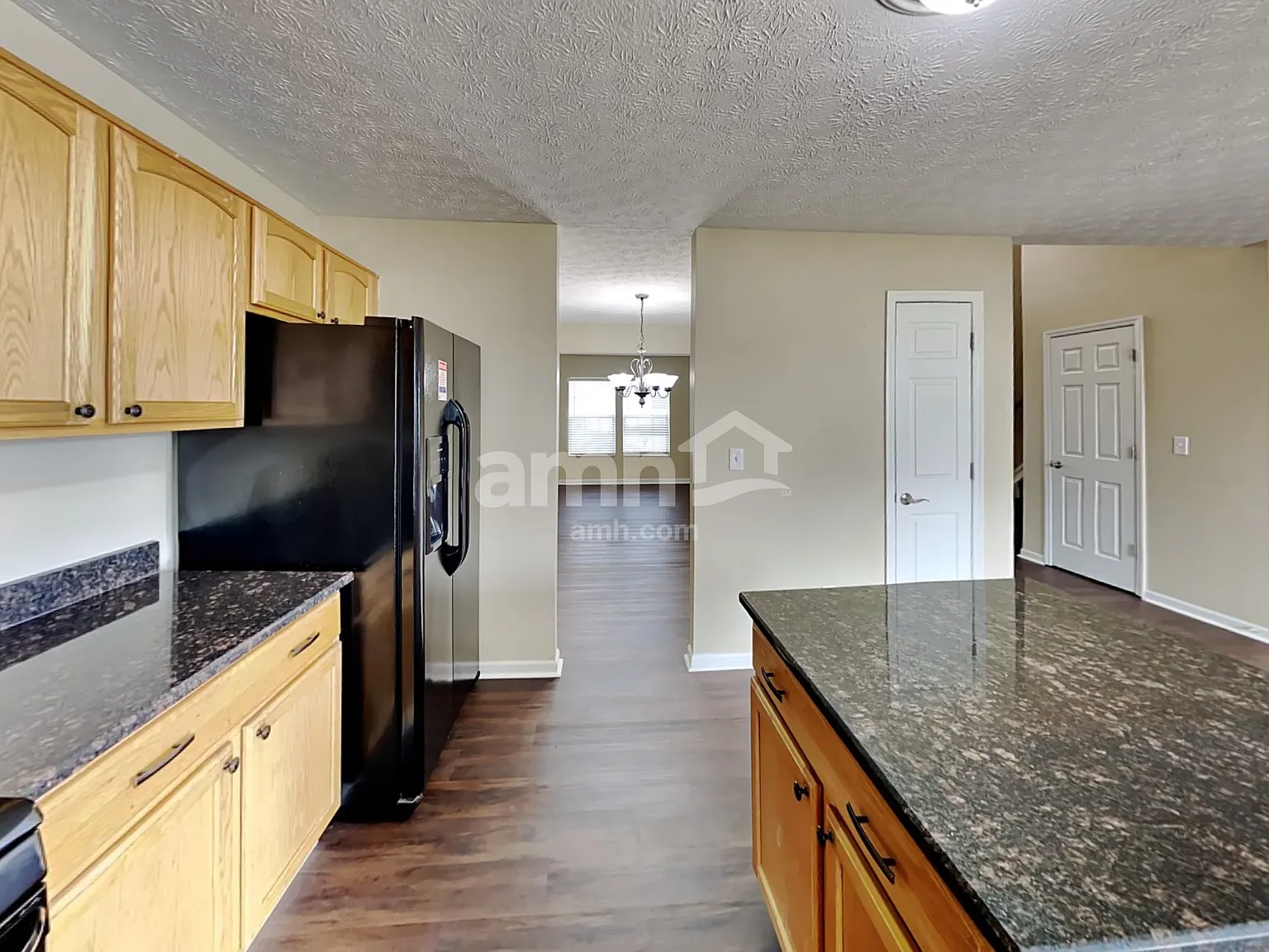 3 bed, 2.5 bath, 2154 sqft, $2,470 — Photo 4