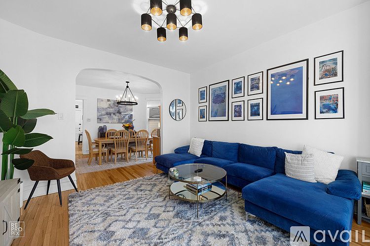 1st image of 4739 N Artesian Ave APT 1