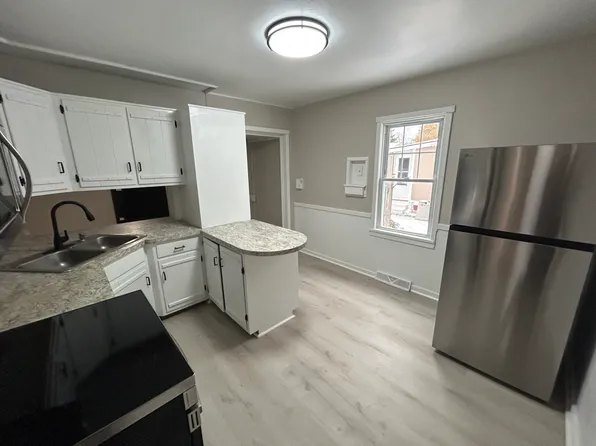 1321 W 40th St, Erie, PA 16509