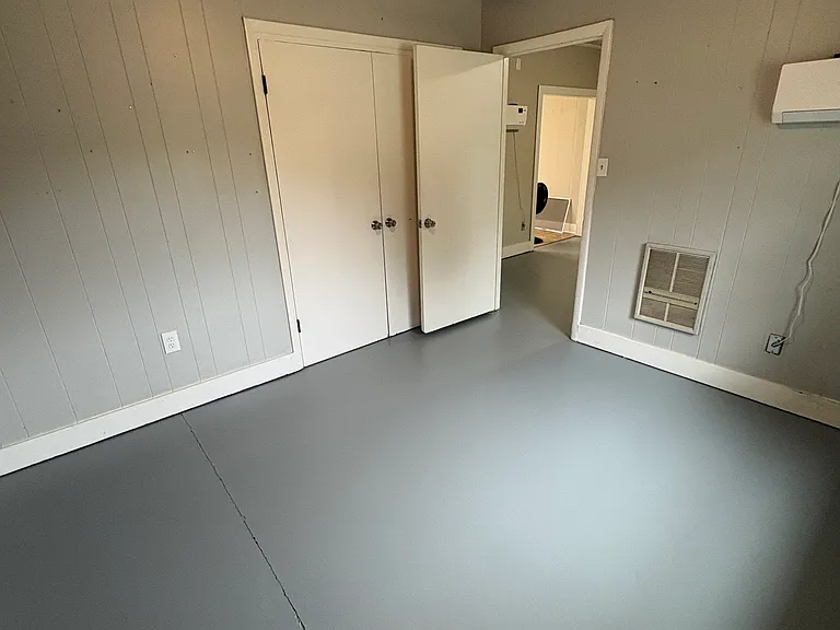 113 N West St #115 — Photo 10