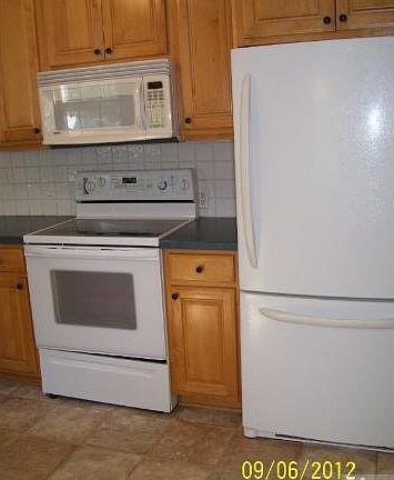 5th image of 6716 Knoll Street N