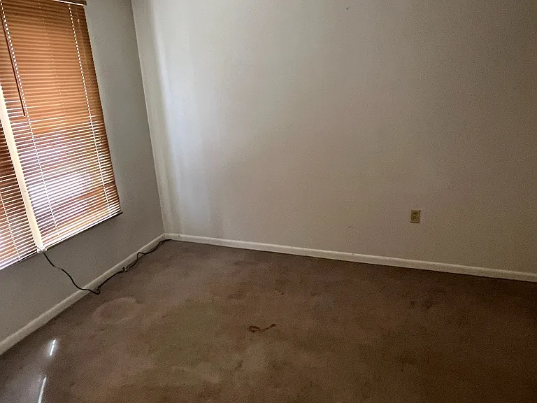 718 Penn Ave #2 — Photo 9