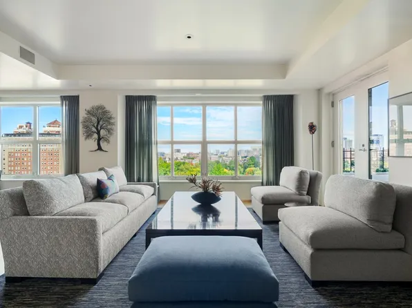 300 Boylston St Unit 1204, Boston, MA 02116