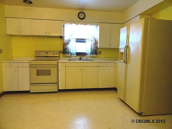 3rd image of 1365 Altura Dr