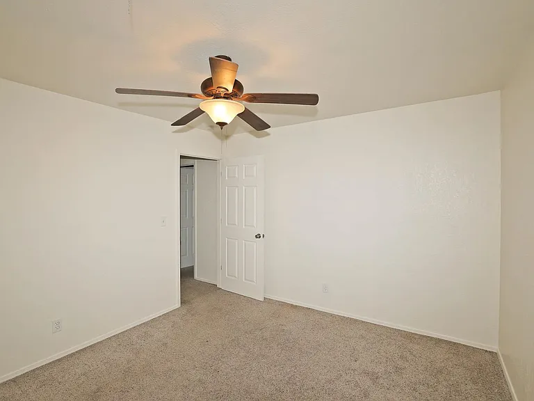 7902 Gerald Dr — Photo 24