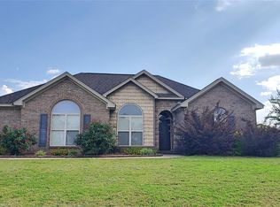 85 Anna Grace Ln, Wetumpka, AL 36092