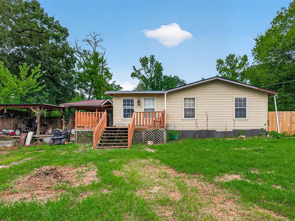 1st image of 141 Town & Country Ln