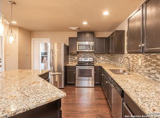 8314 Parry Path, Converse, TX 78109