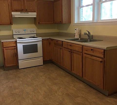 3rd image of 212 Sunrise Cir