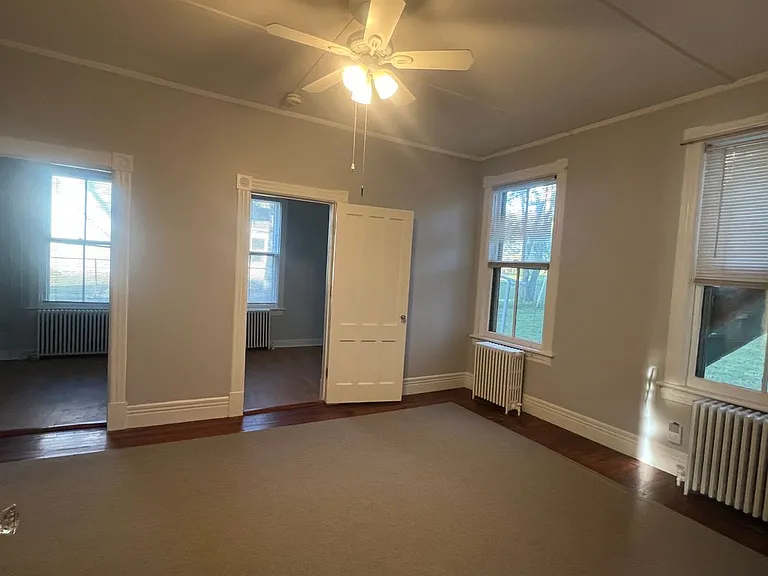 8 Summit St #FIRST FLOO — Photo 5