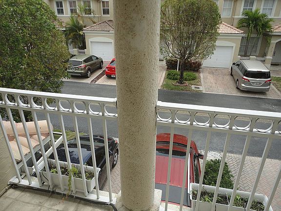 5th image of 3120 NW 100th Ct
