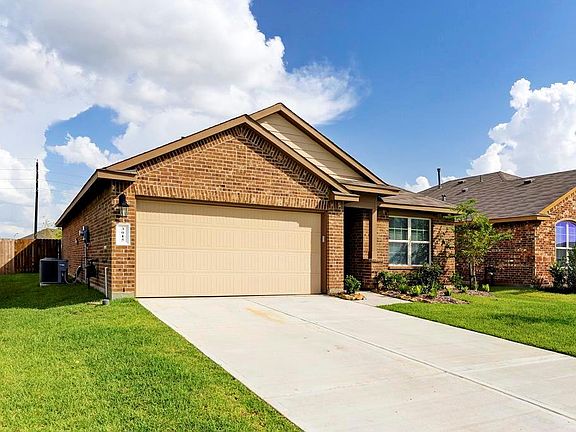 2nd image of 3015 McDonough Way