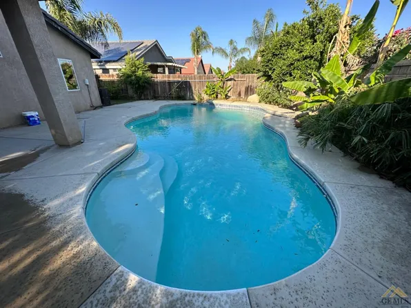 9819 Vertrice Ave, Bakersfield, CA 93311