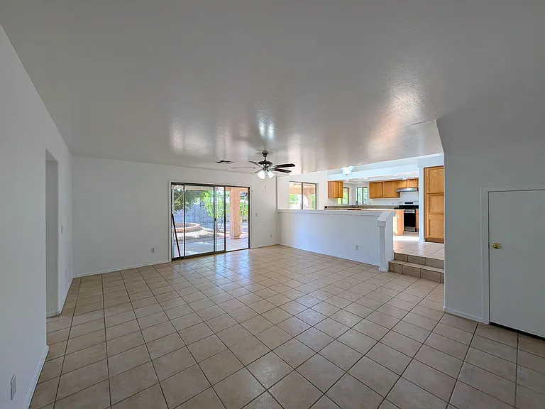 6416 N 78th Ln — Photo 21