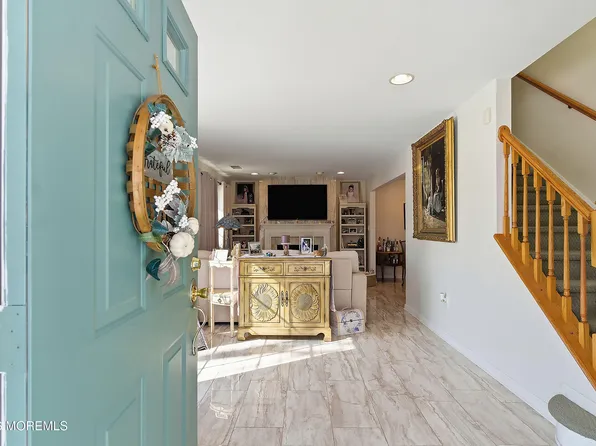 199 Crooked Stick Court, Howell, NJ 07731