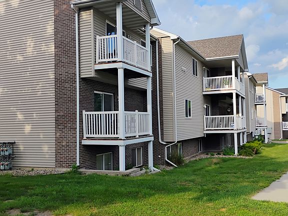 4th image of 203 Jewel Dr Unit 5