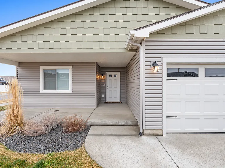 10424 W Lingonberry Rd — Photo 3
