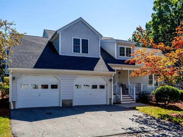37 Acorn Ave, Fitchburg, MA 01420