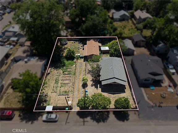 4th image of 2244 Elm St
