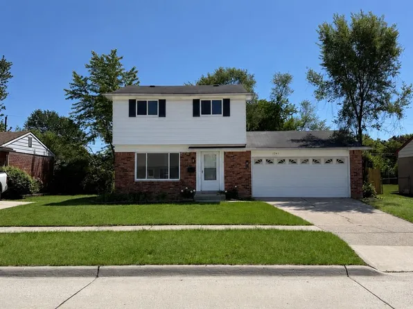 1241 Selma St, Westland, MI 48186
