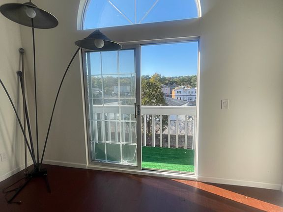 2nd image of 421 Hylan Blvd #1