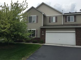 1681 Prescott Ct, Chaska, MN 55318