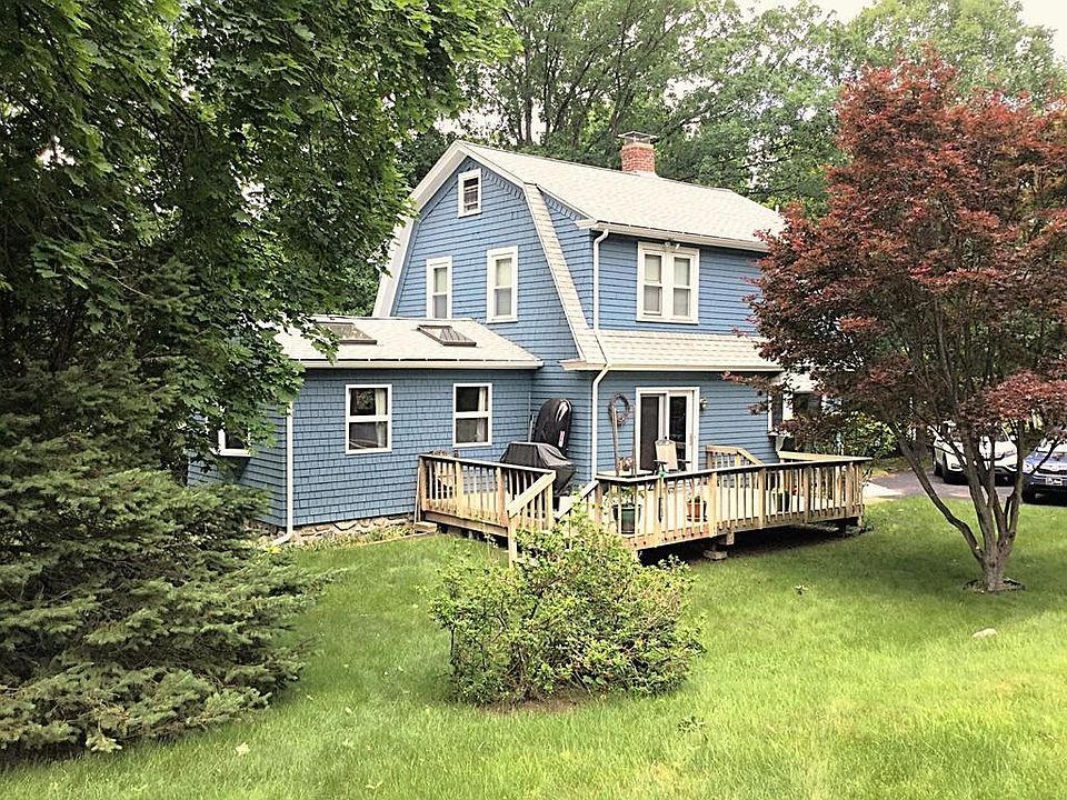 64 Moreland St, Worcester, MA 01609 Zillow