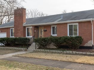 139 N Lincoln St, Westmont, IL 60559