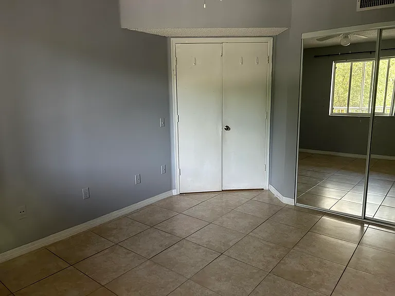 410 S Park Rd #1204 — Photo 15