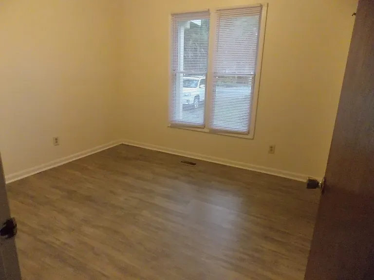 706 Plantation Dr — Photo 9