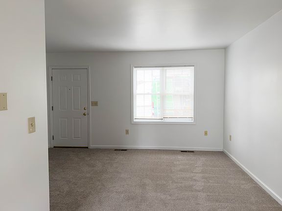 3rd image of 80 Diller Ave APT 4