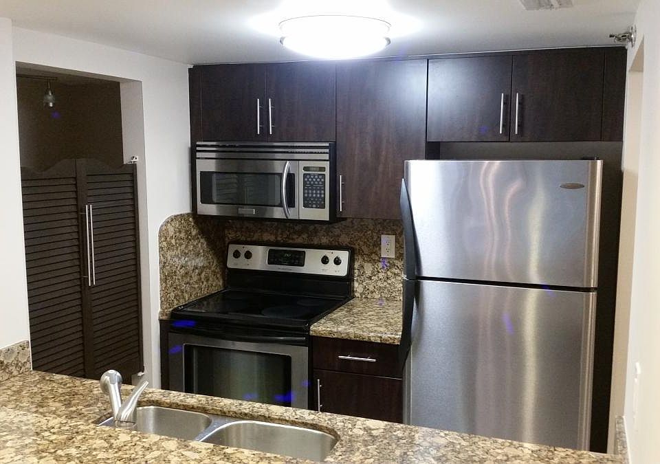 1st image of 800 N Miami Ave APT 302