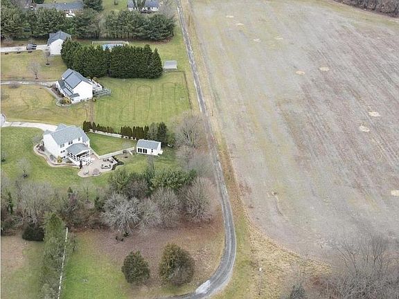 4th image of 1834 State Hwy