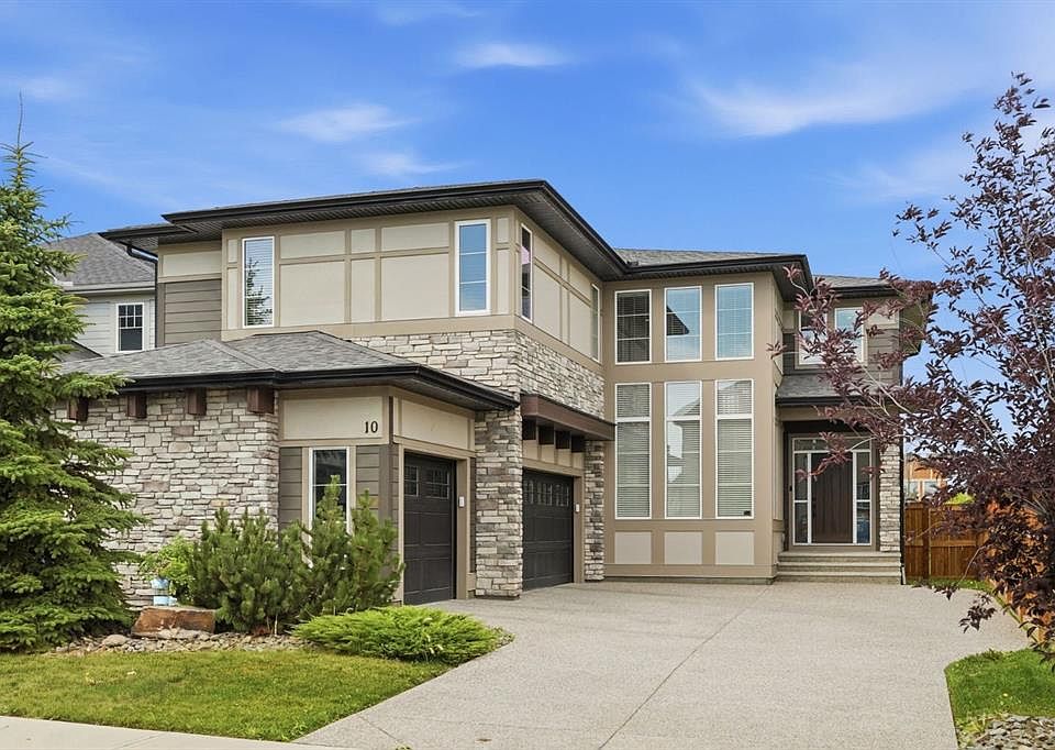 1st image of 10 E Legacy Woods Cres SE